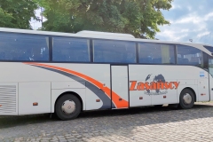 Autobus-turystyczny-Zasanscy-2