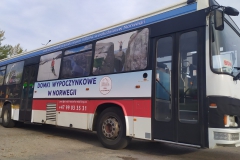 Reklama na autobusie komunikacji miejskiej. MZK Bolesławiec